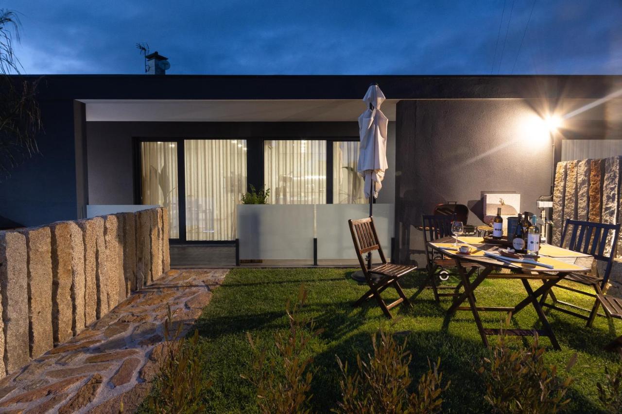 Отель Abracos Dos Avos - Casas De Aldeia Виана-ду-Каштелу Экстерьер фото